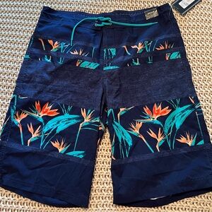 Roundtree & Yorke Blue Swim Trunks Sz M NWT